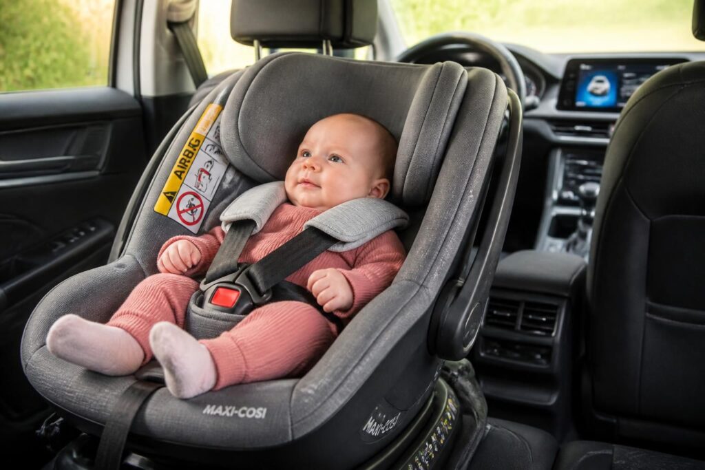 découvrez les critères essentiels pour choisir le siège auto bébé confort idéal dès la naissance, alliant sécurité, confort et praticité pour votre bébé.
